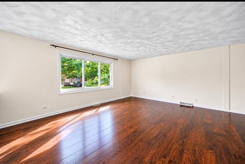 Tiny photo for 404 ASSEMBLY Drive, Bolingbrook, IL 60440 (MLS # 12779093)