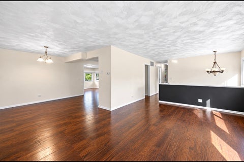 Tiny photo for 404 ASSEMBLY Drive, Bolingbrook, IL 60440 (MLS # 12779093)