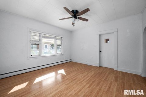 Tiny photo for 216 N Boss Street, Kewanee, IL 61443 (MLS # QC4268640)