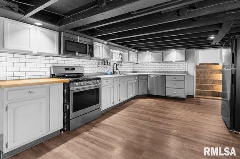 Tiny photo for 216 N Boss Street, Kewanee, IL 61443 (MLS # QC4268640)