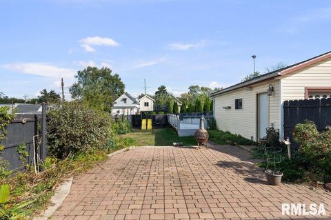 Tiny photo for 216 N Boss Street, Kewanee, IL 61443 (MLS # QC4268640)