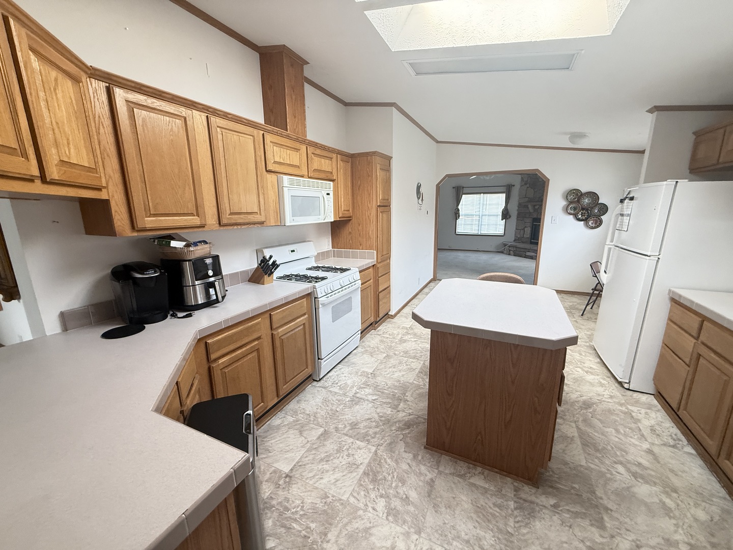 221 Begonia Drive