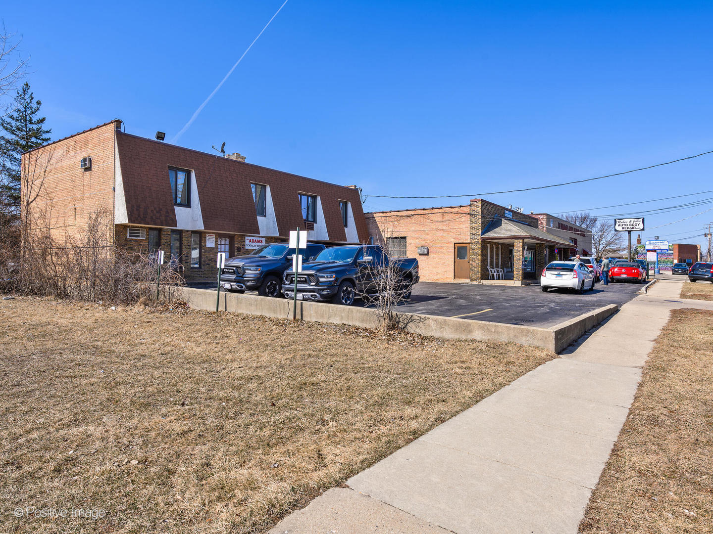 2648-2666 Waukegan Avenue