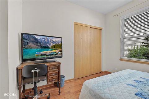 Tiny photo for 623 Queen Drive, Oswego, IL 60543 (MLS # 12464540)