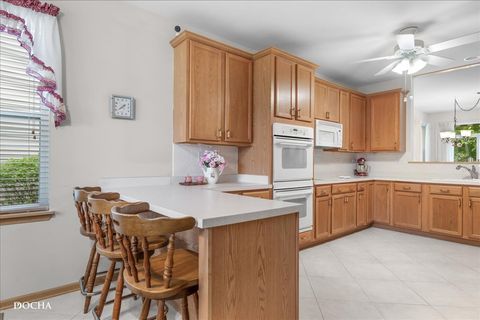 Tiny photo for 623 Queen Drive, Oswego, IL 60543 (MLS # 12464540)