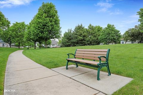 Tiny photo for 623 Queen Drive, Oswego, IL 60543 (MLS # 12464540)