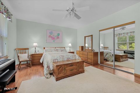 Tiny photo for 623 Queen Drive, Oswego, IL 60543 (MLS # 12464540)