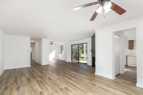 Tiny photo for 1467 Fairlane Drive #1B, Schaumburg, IL 60193 (MLS # 12553429)