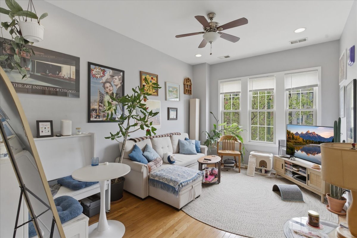 3727 N Ashland Avenue 3