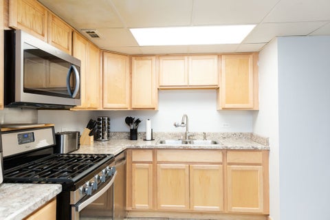 Tiny photo for 14525 WALDEN Court #PH4, Oak Forest, IL 60452 (MLS # 12709058)