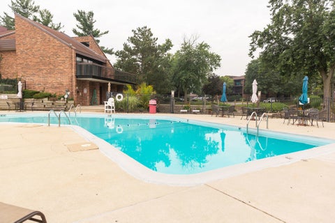 Tiny photo for 14525 WALDEN Court #PH4, Oak Forest, IL 60452 (MLS # 12709058)