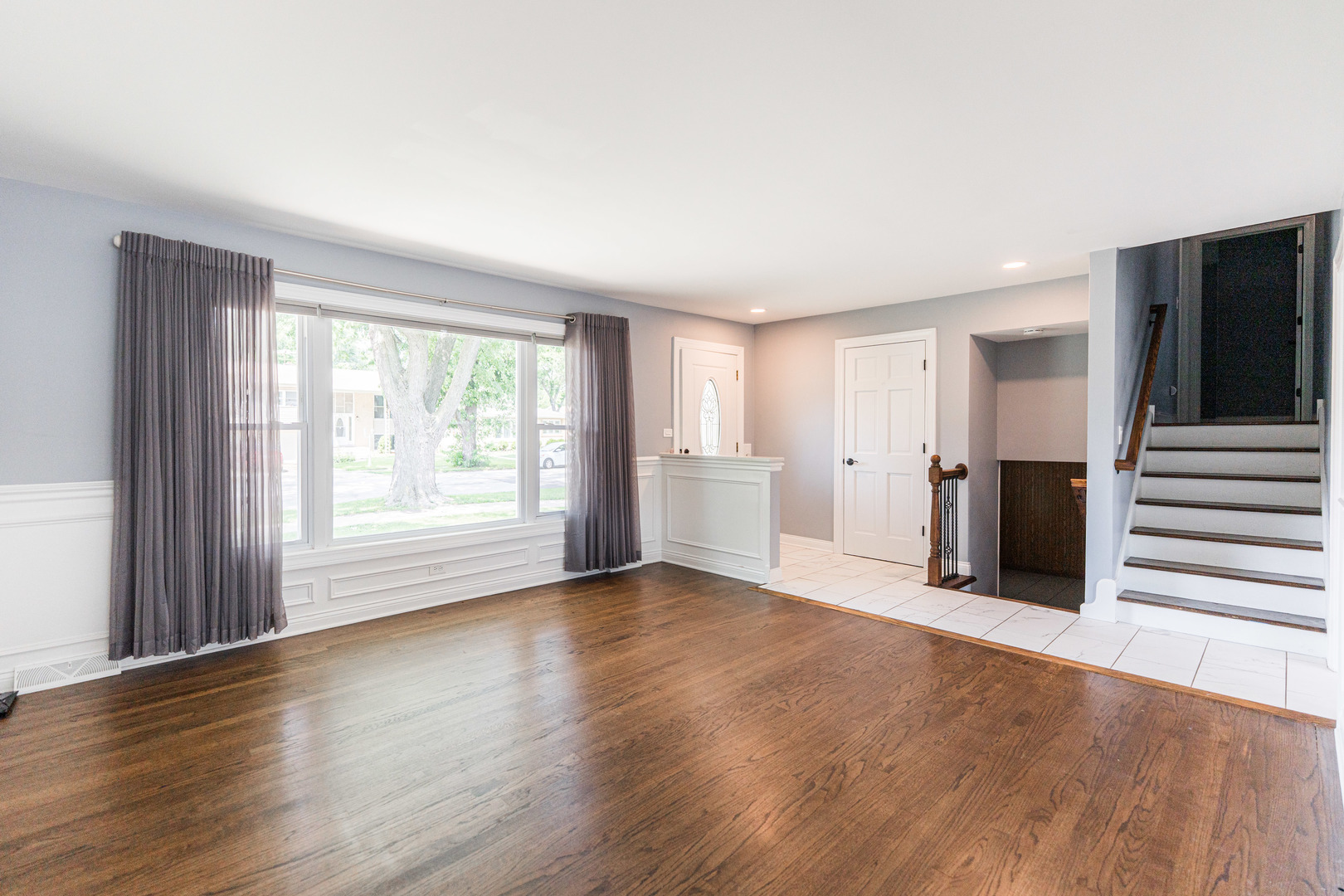 7 N Lincoln Avenue