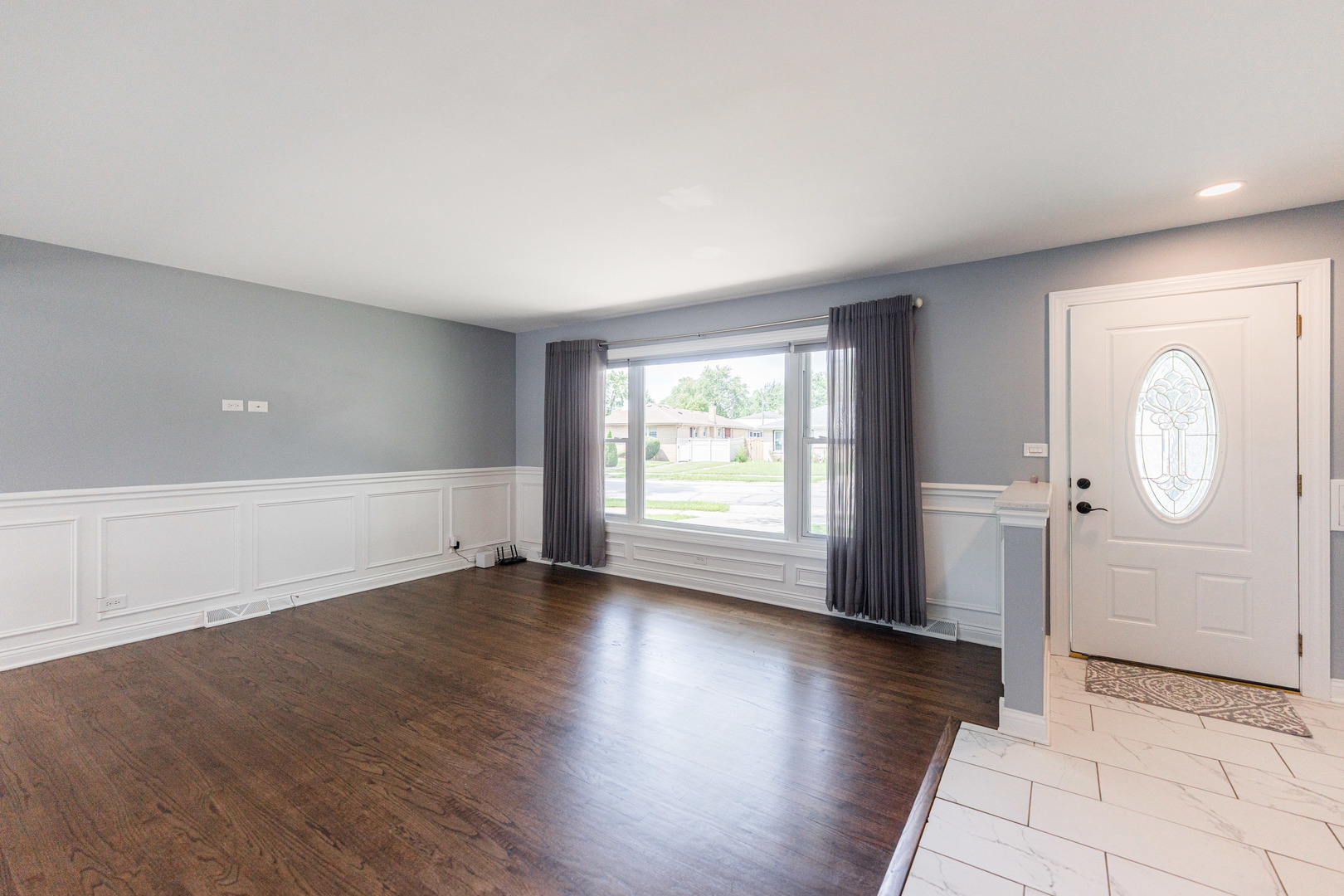 7 N Lincoln Avenue