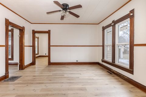 Tiny photo for 726 W South Street, Pontiac, IL 61764 (MLS # 12547960)