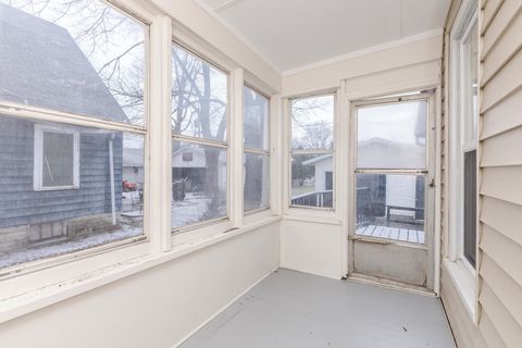 Tiny photo for 726 W South Street, Pontiac, IL 61764 (MLS # 12547960)