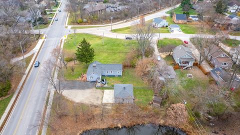 Tiny photo for 26W101 Jewell Road, Wheaton, IL 60187 (MLS # 12524812)