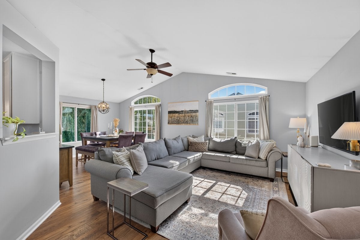 2264 Summerlin Drive 2264