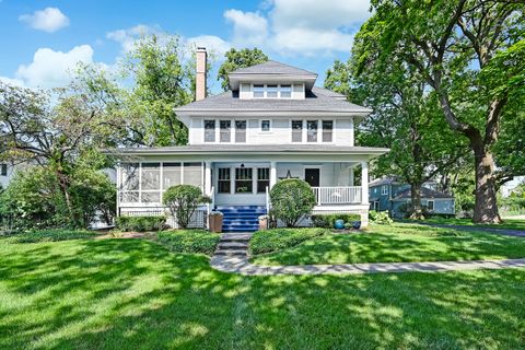 A home in Willowbrook