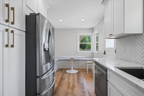 Tiny photo for 1605 E Frederick Street, Arlington Heights, IL 60004 (MLS # 12507152)