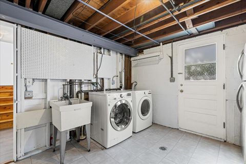 Tiny photo for 1605 E Frederick Street, Arlington Heights, IL 60004 (MLS # 12507152)