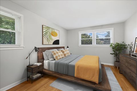 Tiny photo for 1605 E Frederick Street, Arlington Heights, IL 60004 (MLS # 12507152)