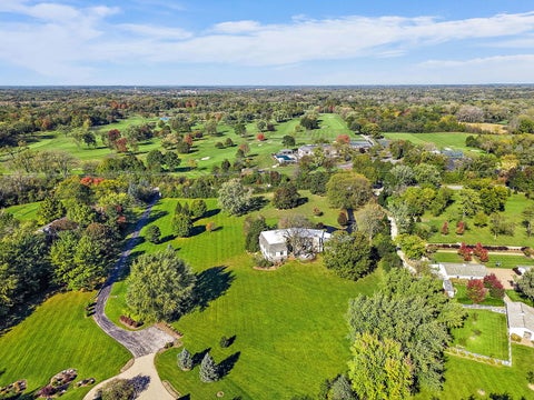 Tiny photo for 418 W County Line Road, Barrington Hills, IL 60010 (MLS # 12790476)