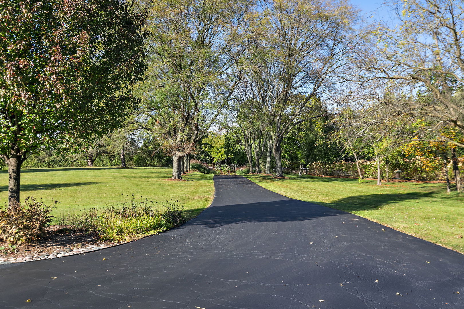 418 W County Line Road
