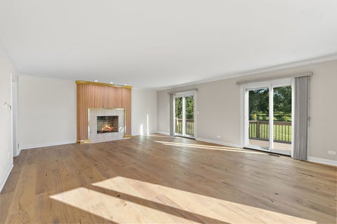 Tiny photo for 418 W County Line Road, Barrington Hills, IL 60010 (MLS # 12790476)