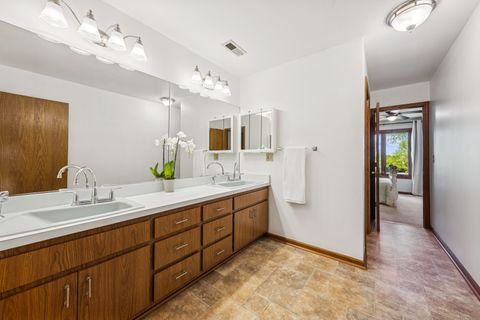 Tiny photo for 5873 Walnut Avenue, Downers Grove, IL 60516 (MLS # 12501285)