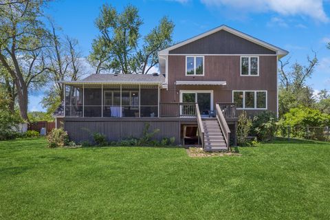 Tiny photo for 5873 Walnut Avenue, Downers Grove, IL 60516 (MLS # 12501285)