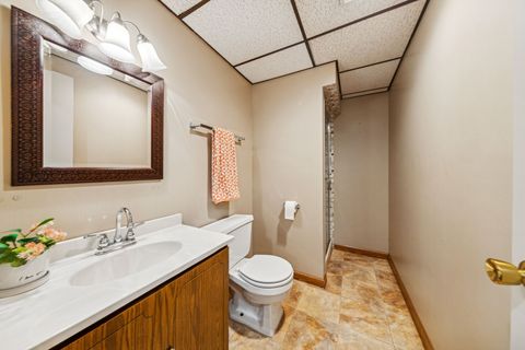 Tiny photo for 5873 Walnut Avenue, Downers Grove, IL 60516 (MLS # 12501285)