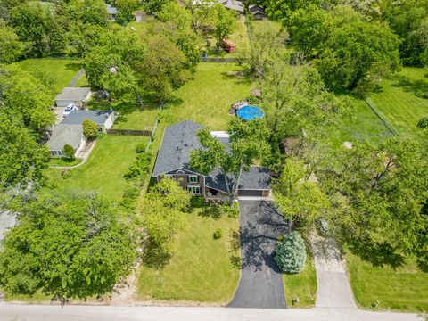 Tiny photo for 5873 Walnut Avenue, Downers Grove, IL 60516 (MLS # 12501285)