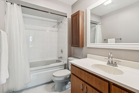 Tiny photo for 5873 Walnut Avenue, Downers Grove, IL 60516 (MLS # 12501285)