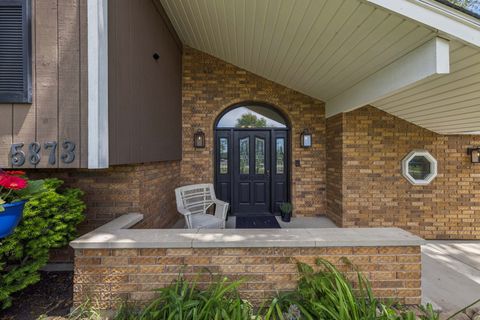 Tiny photo for 5873 Walnut Avenue, Downers Grove, IL 60516 (MLS # 12501285)