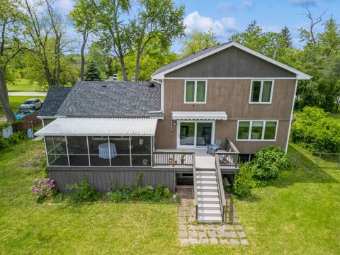 Tiny photo for 5873 Walnut Avenue, Downers Grove, IL 60516 (MLS # 12501285)