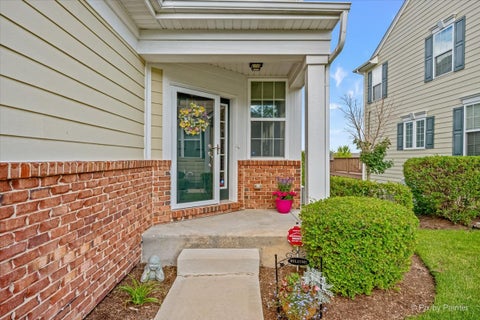 Tiny photo for 1155 Falcon Ridge Drive, Elgin, IL 60124 (MLS # 12730319)
