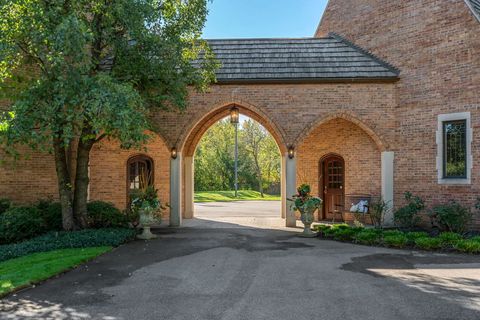 Tiny photo for 34 BRIDLEWOOD Road, Northbrook, IL 60062 (MLS # 12298534)