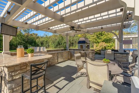 Tiny photo for 34 BRIDLEWOOD Road, Northbrook, IL 60062 (MLS # 12298534)