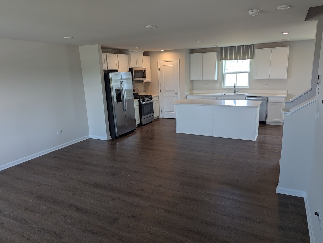 1219 Fox Hedge Trail