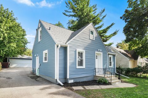 Tiny photo for 1511 Pine Grove Avenue, Round Lake Beach, IL 60073 (MLS # 12490975)