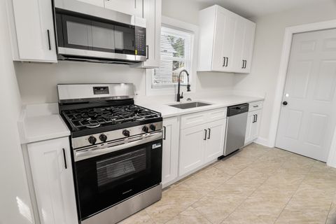 Tiny photo for 1511 Pine Grove Avenue, Round Lake Beach, IL 60073 (MLS # 12490975)