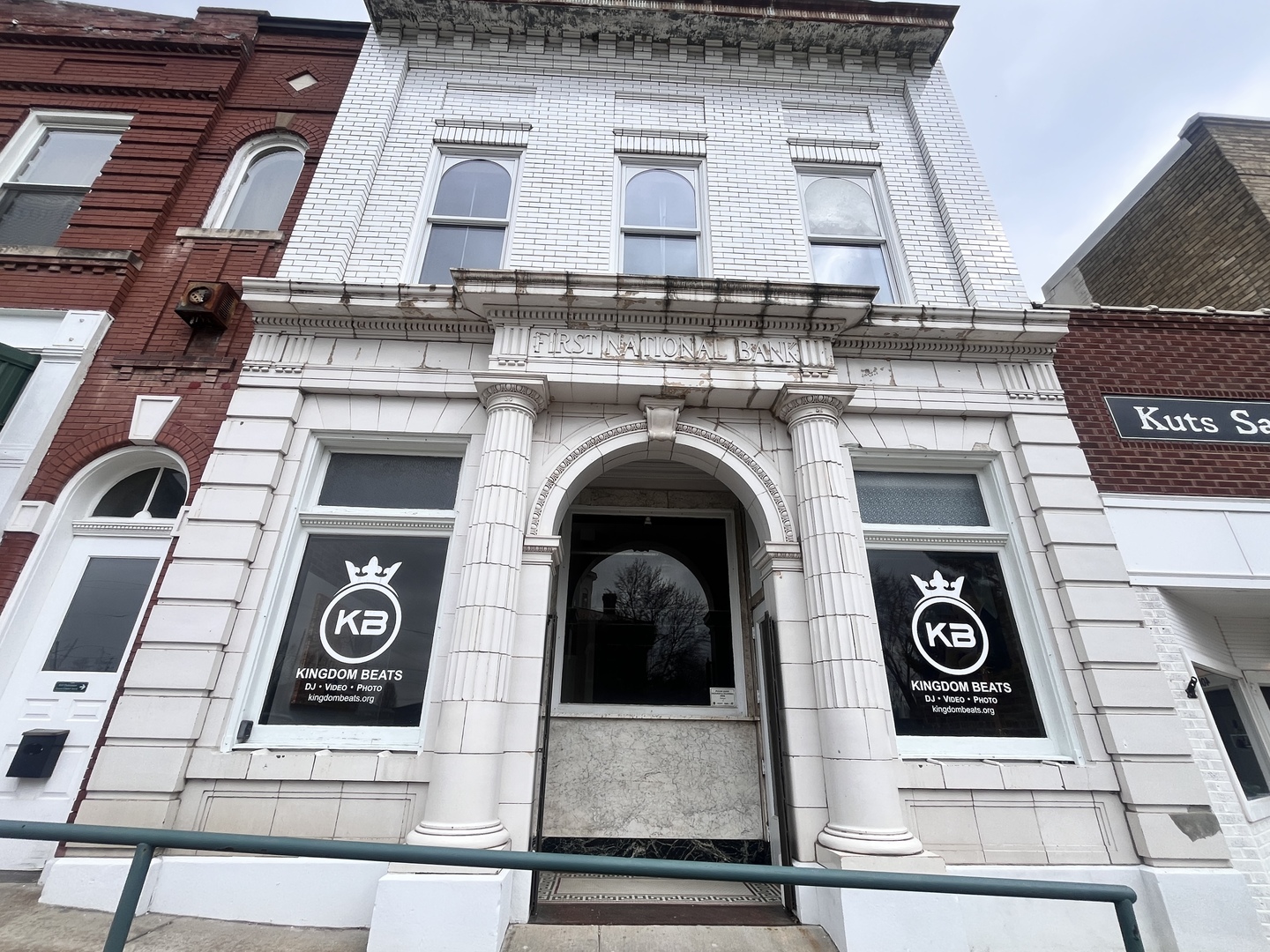 410 Court Street