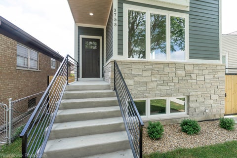 Photo of 3755 N Odell Avenue, Chicago, IL 60634 (MLS # 12751158)