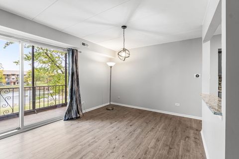 Tiny photo for 9925 Shady Lane #5004, Orland Park, IL 60462 (MLS # 12502919)