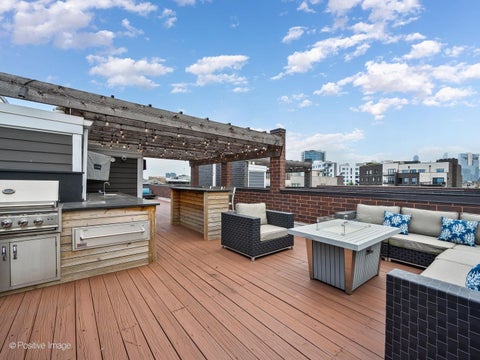 Tiny photo for 1224 W Ohio Street #3E, Chicago, IL 60642 (MLS # 12753364)