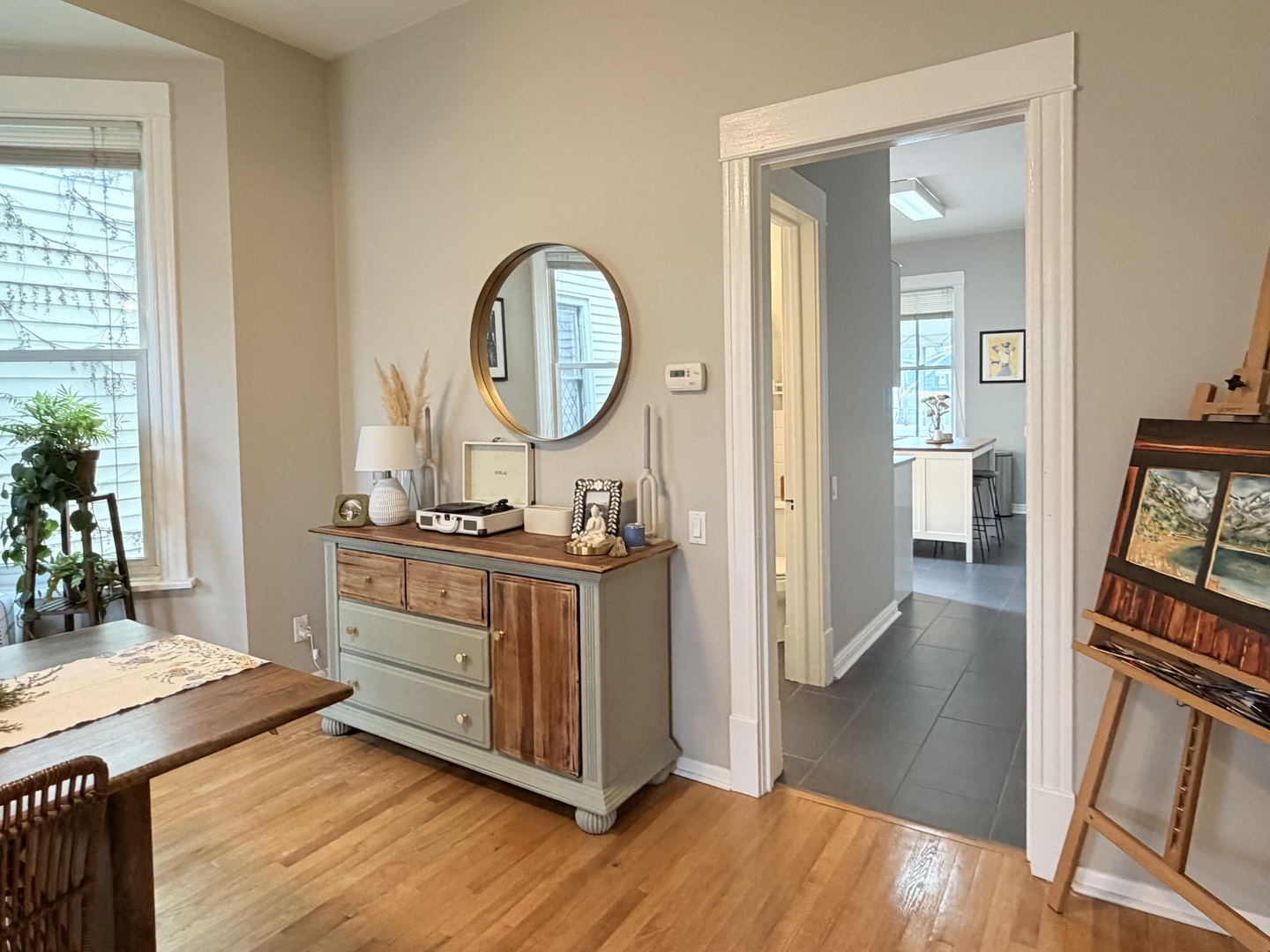 3016 N Clifton Avenue 2