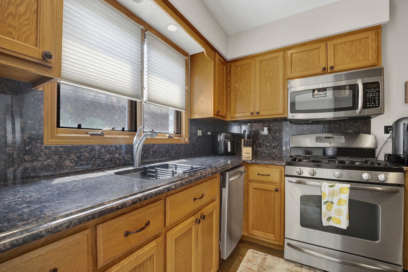 10453 S Kedzie Avenue C