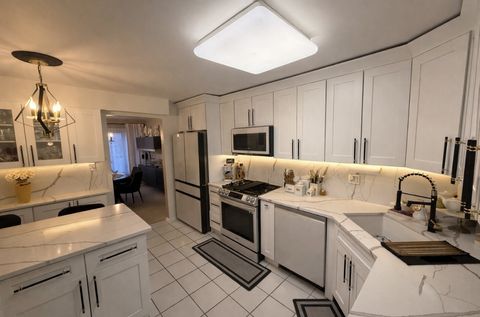 Tiny photo for 225 Lake Boulevard #517, Buffalo Grove, IL 60089 (MLS # 12601173)