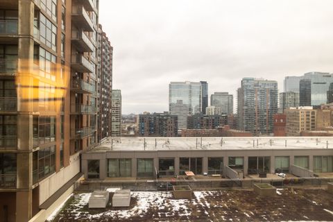 Tiny photo for 40 E 9TH Street #1313, Chicago, IL 60605 (MLS # 12536060)