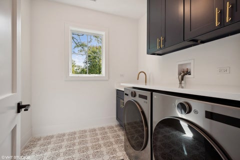 Tiny photo for 437 Jefferson Avenue, Glencoe, IL 60022 (MLS # 12713692)